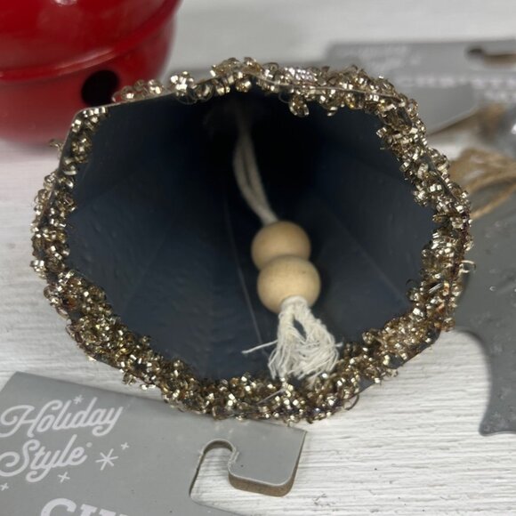 Holiday Style Christmas Ornaments Set Of 6 Bells Leaves Trees New Silver Red - Picture 5 of 8